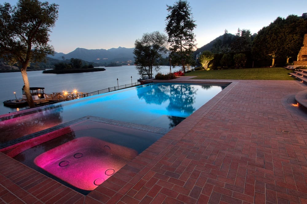 784_lake_sherwood_dr_101