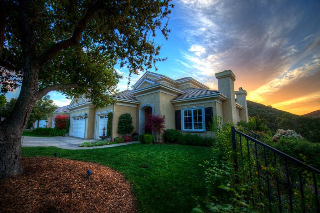 230 Lake Sherwood Drive Classic Lakeside Living